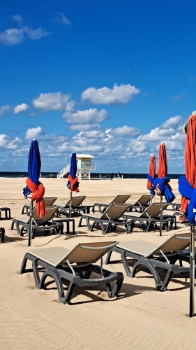 cinéma,bonnes adresses,hôtels,restaurants,deauville,avis,hôtels barrière,hôtel barrière le normandy,festival du cinéma américain de deauville,normandie,les planches de deauville,avis sur l'hôtel barrière le normandy de deauville,un homme et une femme de claude lelouch