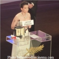 critique,cinéma,festival de cannes 2025,78ème festival de cannes,palme d'or,jafar panahi,un simple accident,critique de un simple accident de jafar panahi,juliette binoche