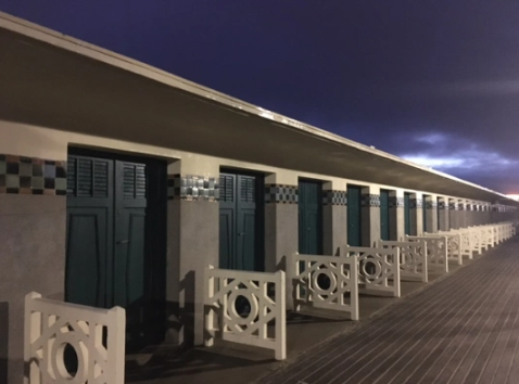cinéma,bonnes adresses,hôtels,restaurants,deauville,avis,hôtels barrière,hôtel barrière le normandy,festival du cinéma américain de deauville,normandie,les planches de deauville,avis sur l'hôtel barrière le normandy de deauville,un homme et une femme de claude lelouch